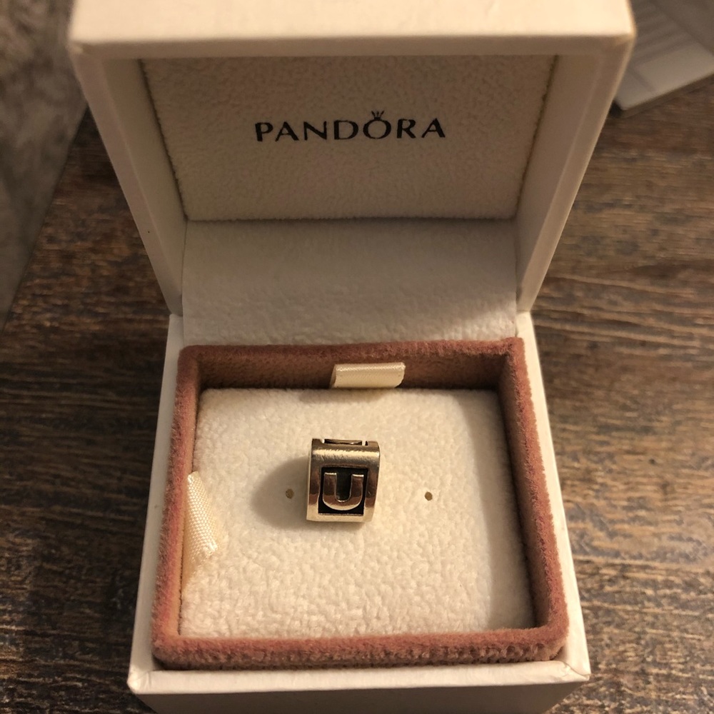 Pandora Retired ‘U’ charm with box